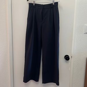 Abercrombie & Fitch Sloane Tailored Pants 29 Short in Navy